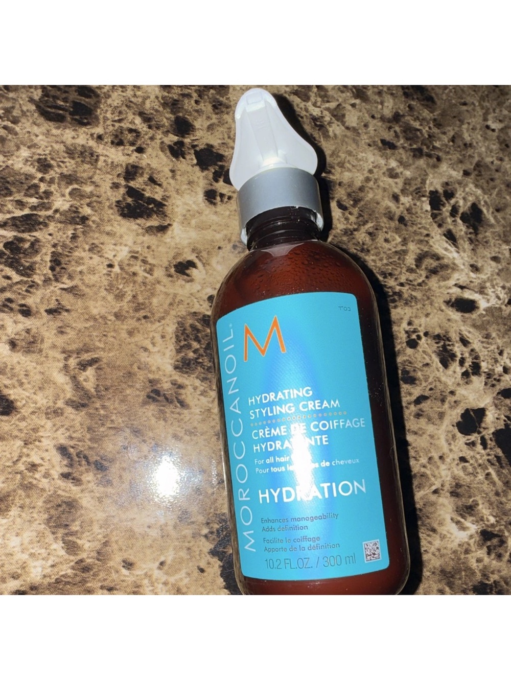 Moroccanoil Hydrating Styling Cream - Turquoise & Amber Bottle